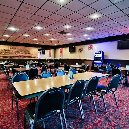 Great American Inn & Suites Devils Lake Exteriör bild